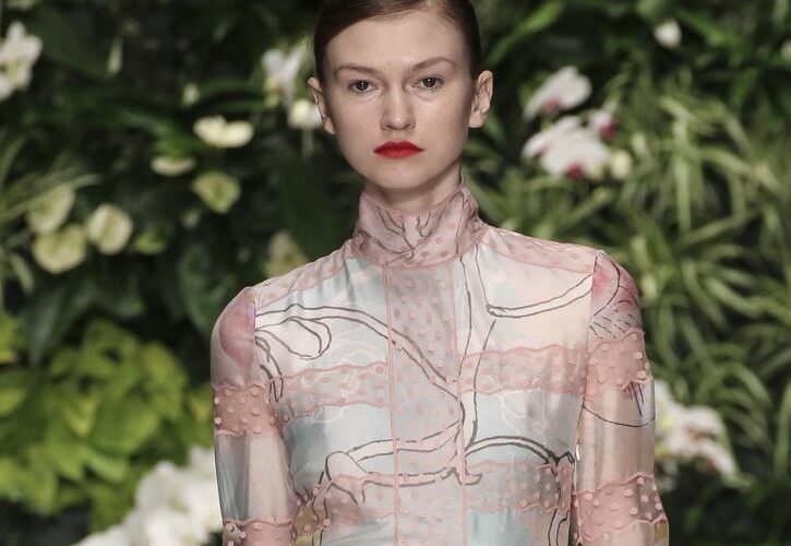 Milano Moda Donna PE 2016: la sfilata di Laura Biagiotti | FOTO | VIDEO