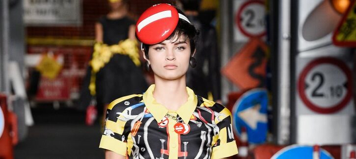 Milano Moda Donna PE 2016: la sfilata di Moschino | FOTO | VIDEO