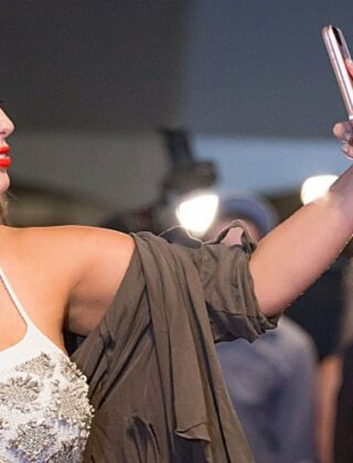 Modelle diversamente belle, ecco chi sta rivoluzionando il fashion system