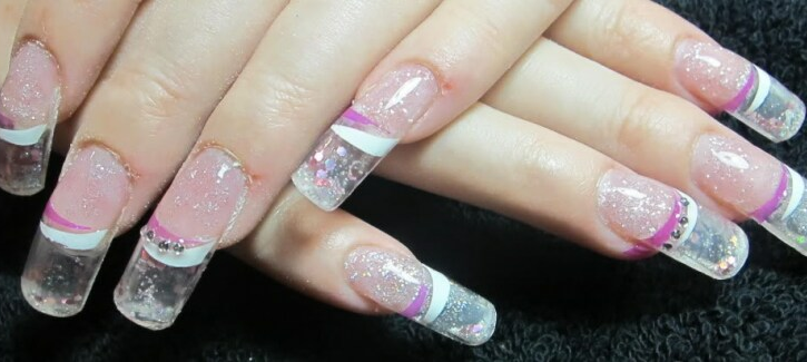 Nail art originali: dall'unghia acquario ai Minions