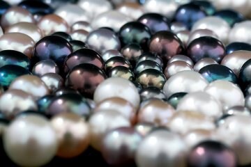 Non la solita collana di perle: come renderla unica con il fai da te