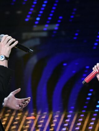 Non toccateci Deborah Iurato, la caduta di stile dello stilista che la rinnega a Sanremo