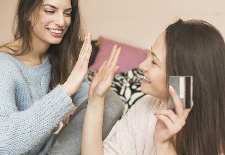 Notte Bianca dello shopping online, fino al 70% di sconto. Ecco dove fare shopping il 22 e 23 giugno