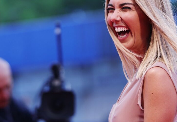 Nude look, sul red carpet di Venezia (e non solo) il seno nudo è protagonista