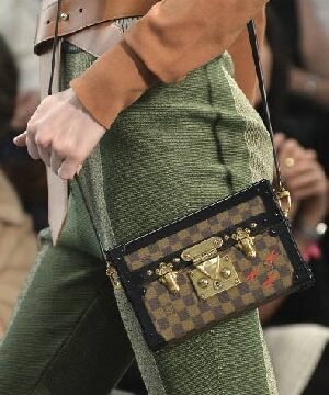 Si chiama Petite Malle ed è la nuova it-bag firmata Louis Vuitton