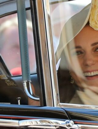 Perché riciclare l'abito da cerimonia è diventato trendy grazie a Kate Middleton (e il vestito del Royal Wedding di Harry e Meghan)