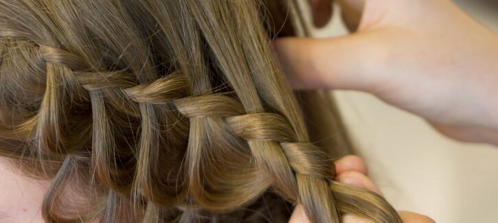 San Valentino: acconciature romantiche per capelli lunghi