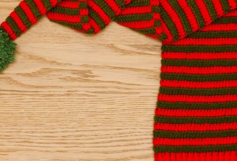 Schemi maglia: il cappello da elfo per Carnevale