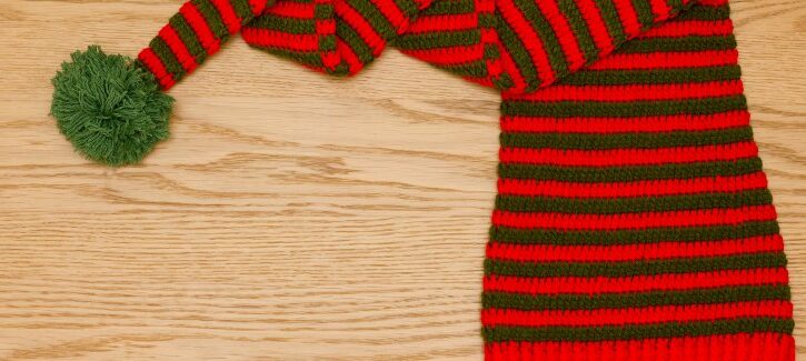 Schemi maglia: il cappello da elfo per Carnevale