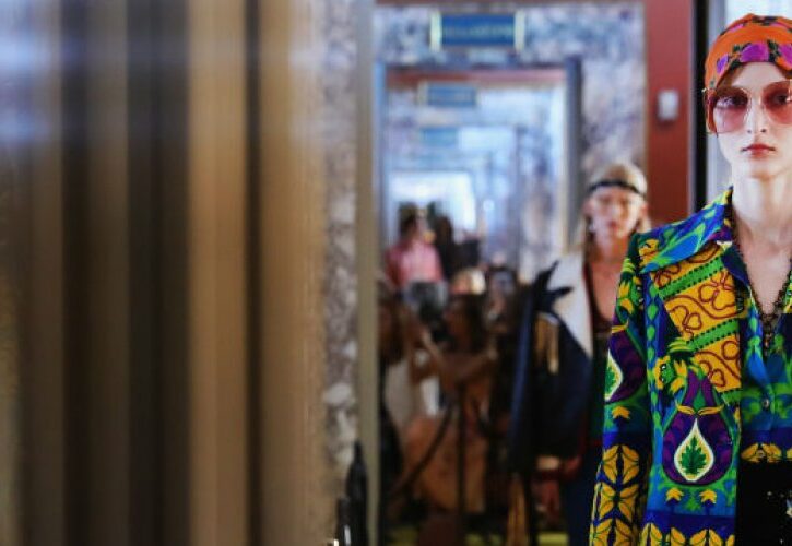 Sfilata Gucci Resort 2018, Alessandro Michele porta agli Uffizi di Firenze la Guccification