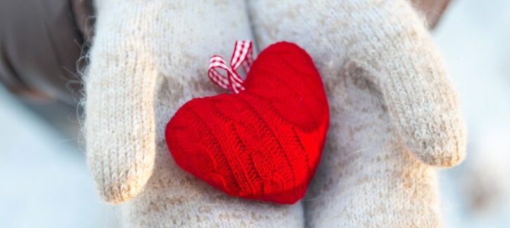 Single a Natale, fra amici e famiglia