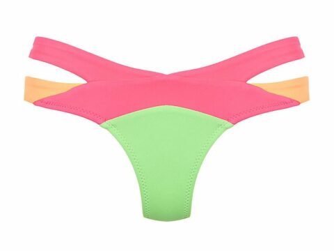 Bandage bikini, la tendenza must have dell'estate