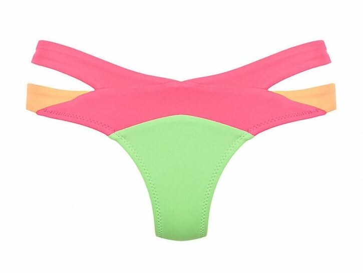 Bandage bikini, la tendenza must have dell'estate