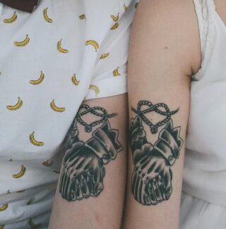 Tatuaggi in coppia: voi lo fareste?