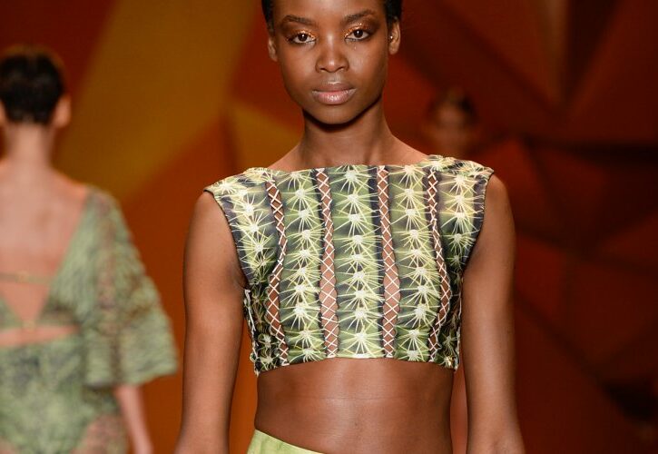 Tropical chic: 5 segreti per indossare la fantasia dell'Estate!