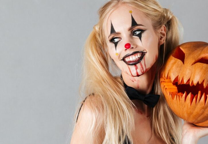 Trucchi di Halloween, ecco come creare un make-up per il viso da paura con quello che già abbiamo