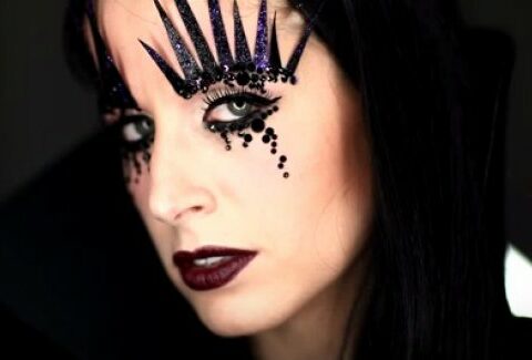 Trucco Halloween Clio Make-up: 5 video tutorial, dalla vampira alla diavolessa