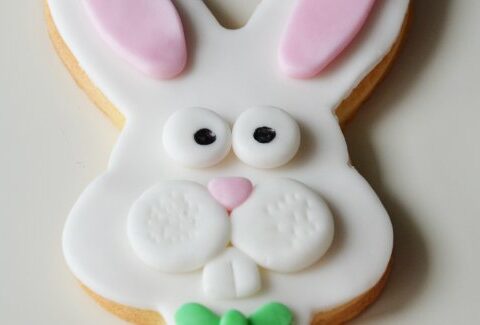 Tutorial: i biscotti di Pasqua a forma di coniglietto