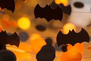 Come fare il festone con i pipistrelli per Halloween