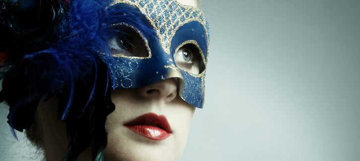 Come fare i vestiti di Carnevale per adulti: idee originali e belle