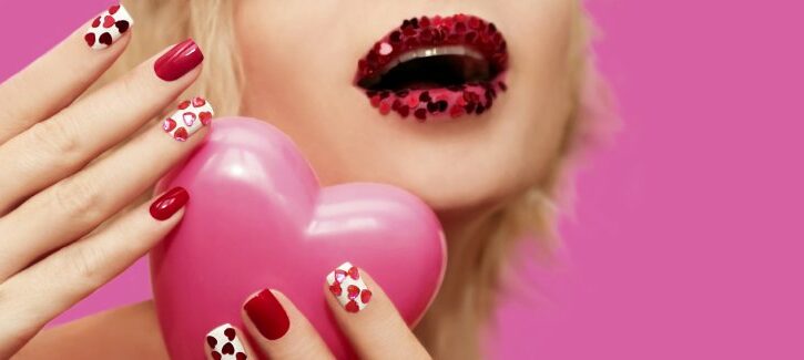 Video tutorial nail art San Valentino 