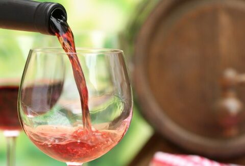 Vinoterapia: dove praticarla e perché fa bene a corpo e mente