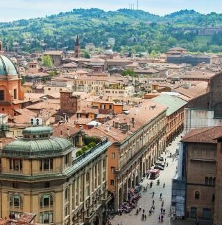 Cosa fare a Bologna: idee per lo shopping e locali cool
