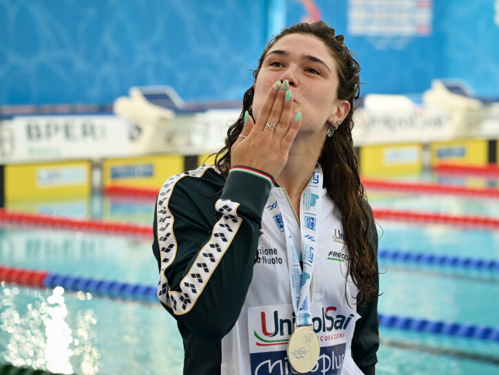 Benedetta Pilato, la campionessa di nuoto rompe il tabù del ciclo mestruale