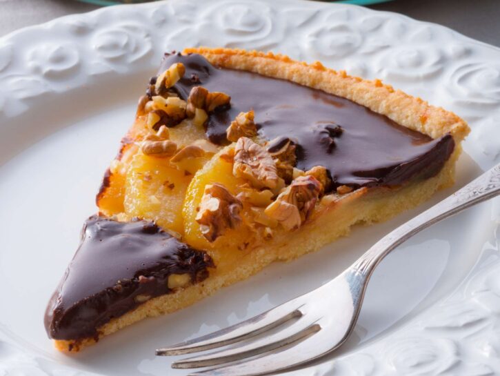 Come preparare una crostata pere e cioccolato
