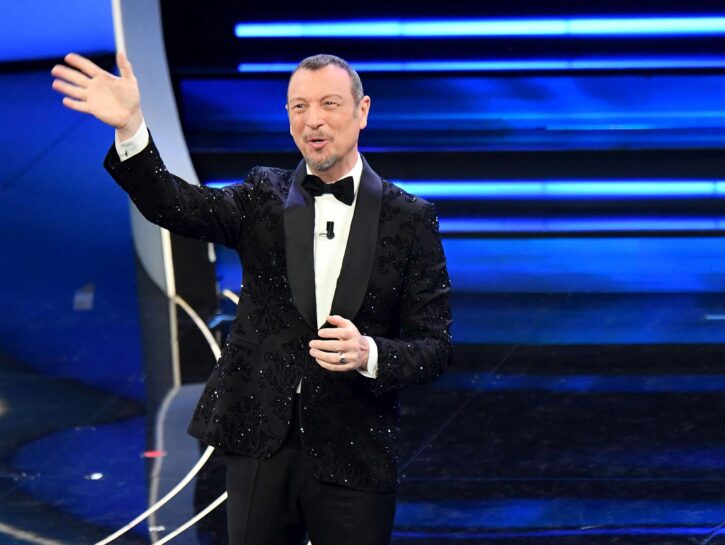 Sanremo 2024, Amadeus annuncia tutte le novità