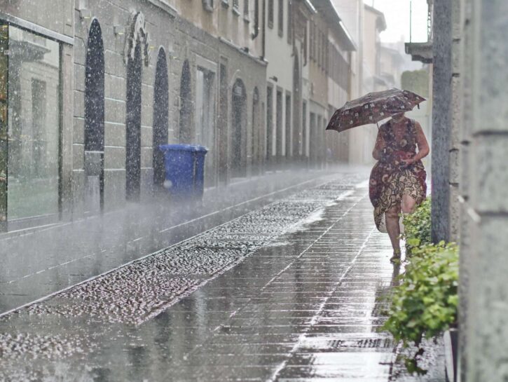 Italia divisa in due: al Nord violenti nubifragi, al Sud fino a 48 gradi. Cosa succede?