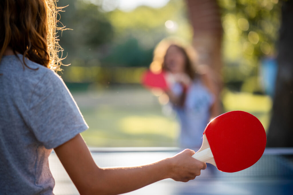 Giocare a ping pong mantiene giovane il cervello