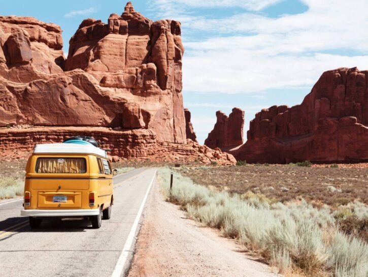 Frasi sul viaggio: auguri per chi ama viaggiare