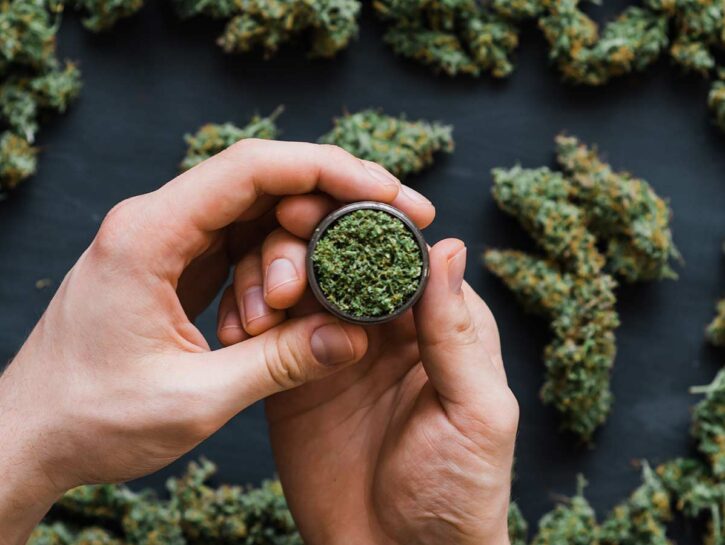 Germania, via libera alla legalizzazione della cannabis