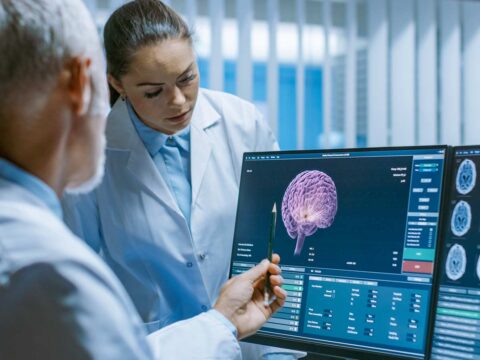 L’AI decodifica il DNA del tumore al cervello in sala operatoria