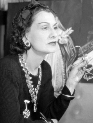 Coco Chanel, la stilista che regalò la libertà alle donne