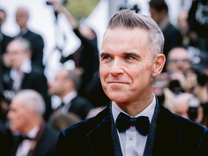 Robbie Williams soffre di dismorfismo: 