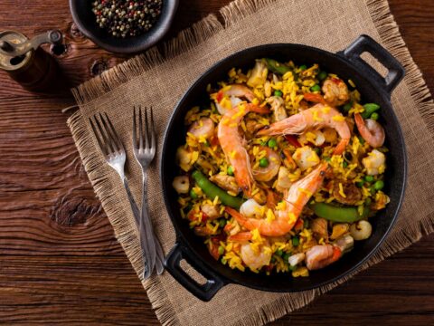 Come cucinare la paella valenciana