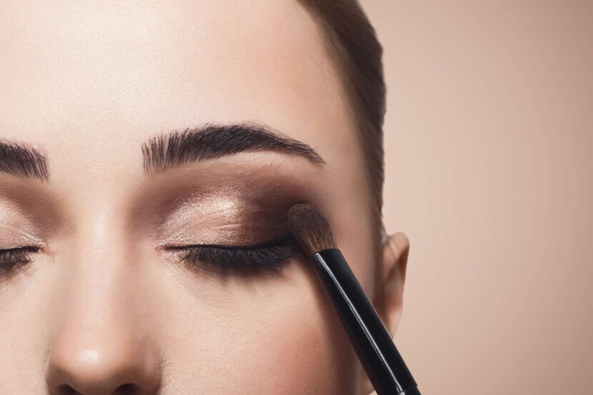 Spray fissante per il trucco