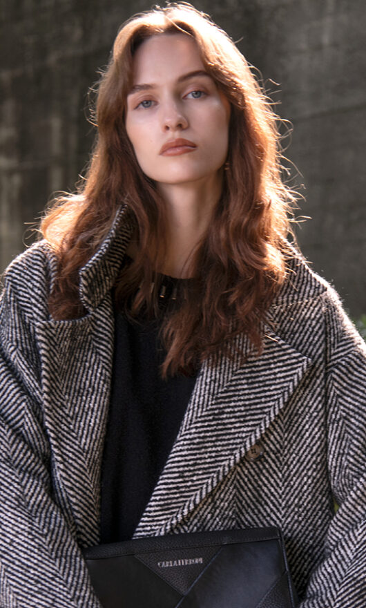 Carla Ferroni: minimalismo ed eleganza, con i capi essenziali dell’inverno