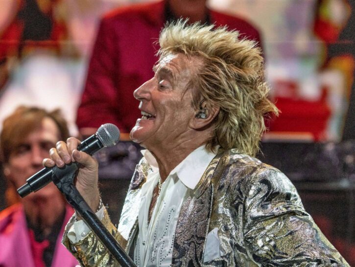 Rod Stewart dice no all'Arabia Saudita: mancano i diritti umani