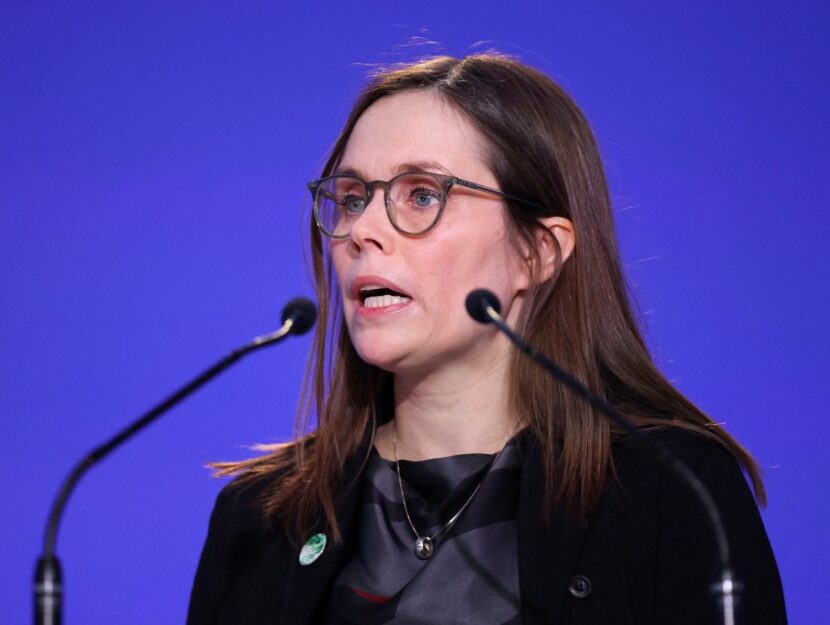 Islanda, allo sciopero generale delle donne contro il divario salariale aderisce anche la premier Katrin Jakobsdottir