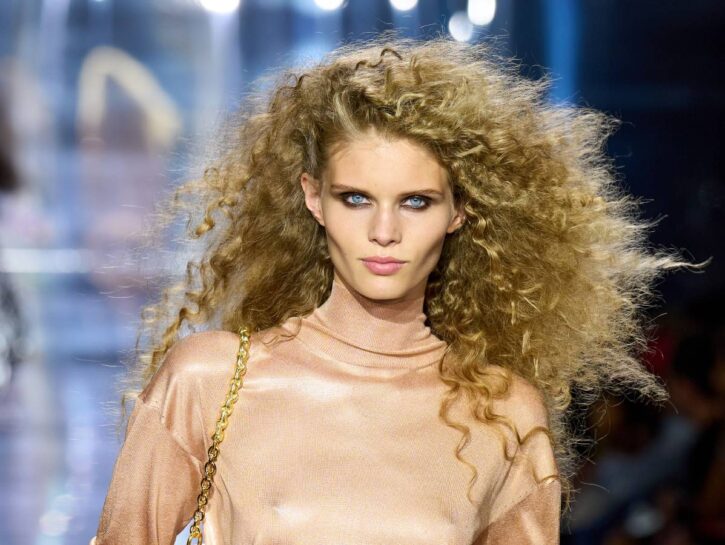 Come cotonare i capelli