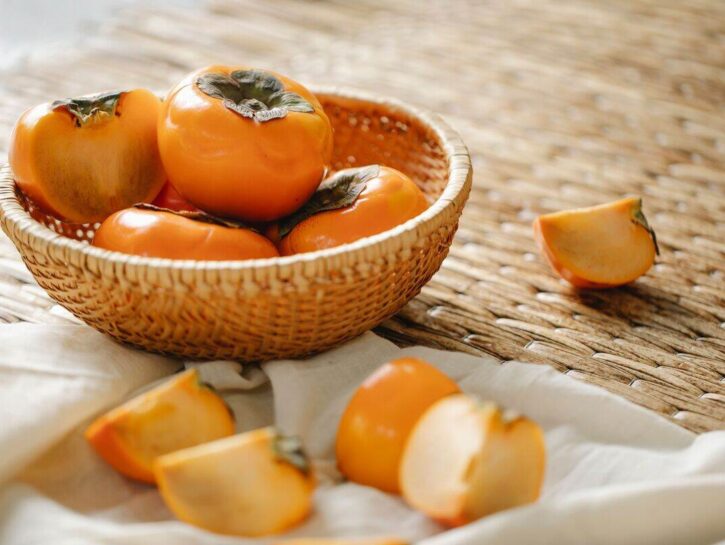 Cachi, alleati del benessere? Scopri proprietà e valori nutrizionali