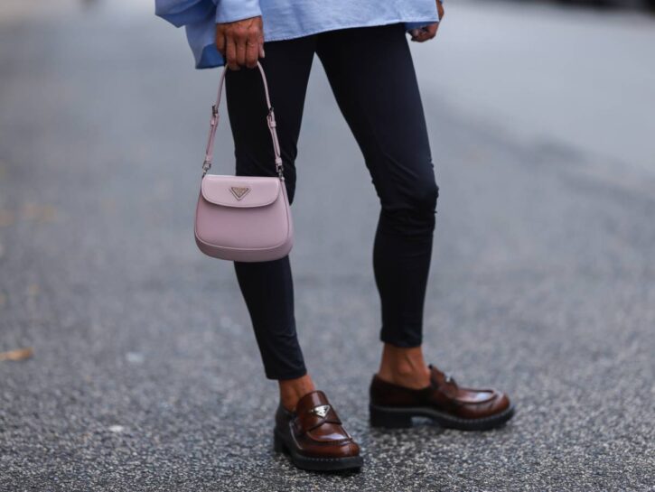 Leggings: 5 idee moda per abbinarli a scarpe e stivali