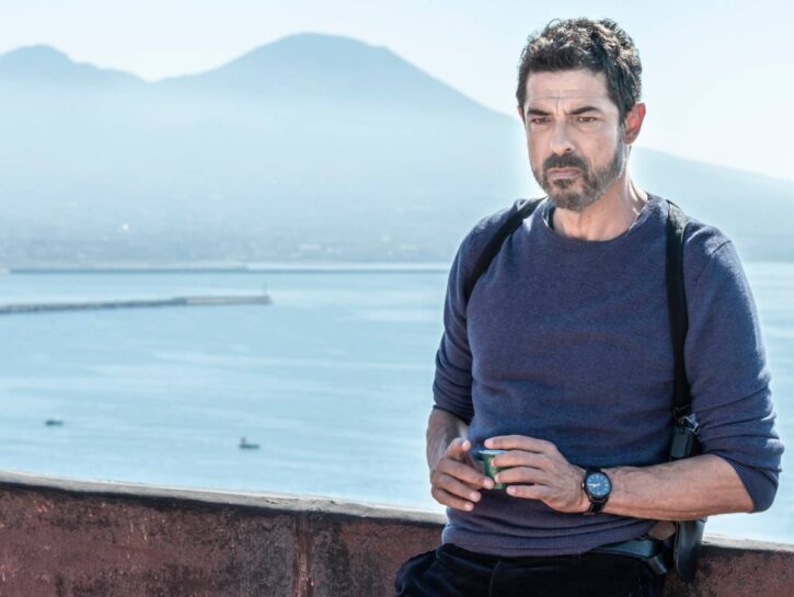Alessandro Gassmann un po' ispettore e un po' prof.