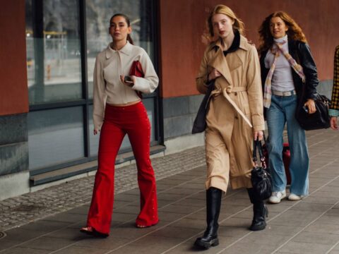 Il trench in autunno: 5 idee moda per indossarlo a perfezione