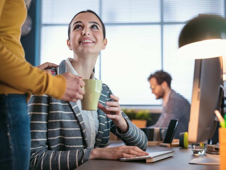 Giornata mondiale della gentilezza, le cinque regole da seguire sul lavoro
