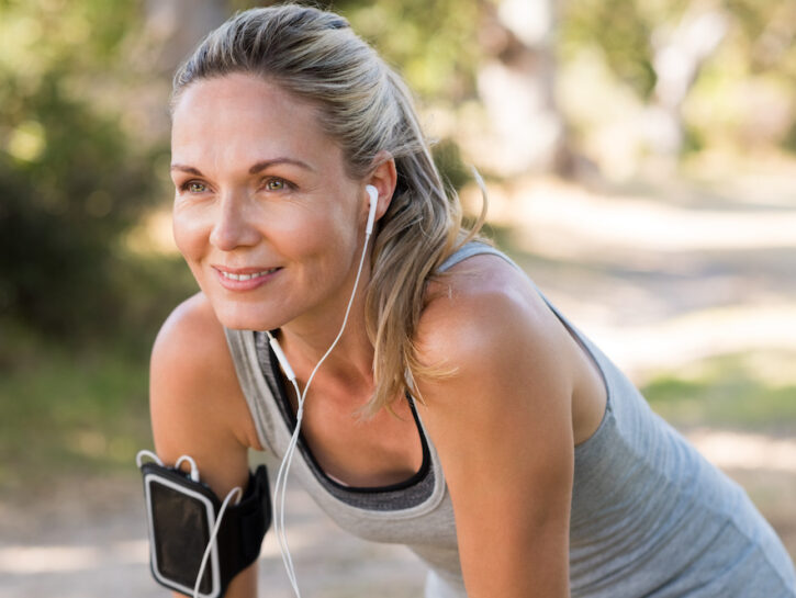 Menopausa: disturbi e un alleato per mantenere ossa forti e una pelle più bella