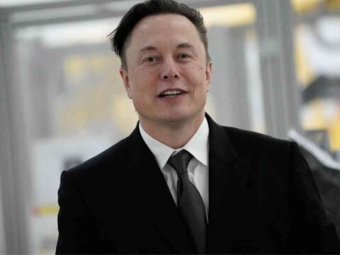L’intelligenza artificiale di Elon Musk avrà il senso dell’umorismo